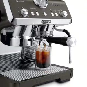 Delonghi EC9555.BK Coffee Maker Specialista - Black